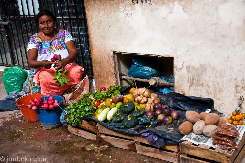 Maya women selling produce