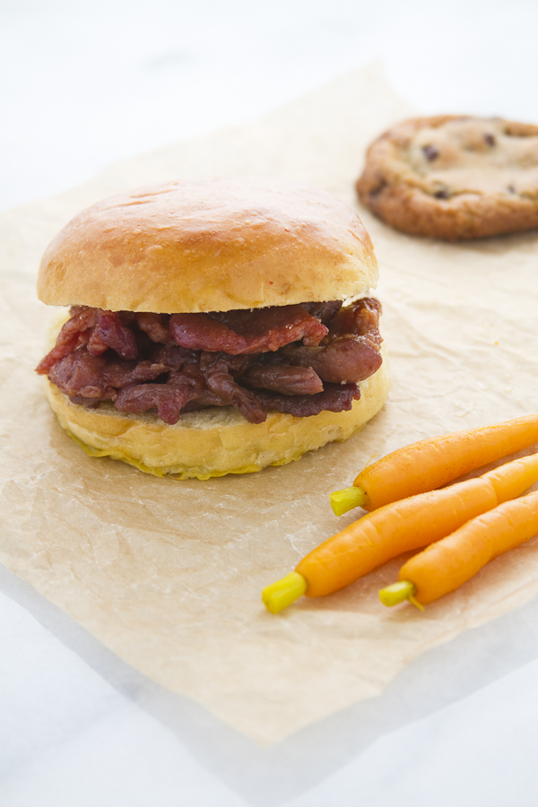 Tocino Sliders with Pickled Carrots